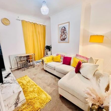 Lovely 3Bed Home Middlesbrough Luaran gambar