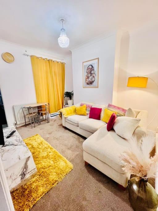 Lovely 3Bed Home Middlesbrough Luaran gambar